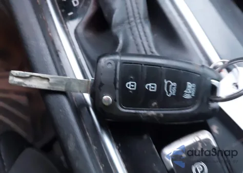 2019 Hyundai Santa Fe Se from USA, damaged, VIN 5NMS2CAD0KH109227